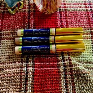 3 Sense Cosmetics Shadow Sense.